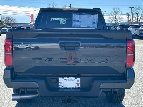 New 2025 Toyota Tacoma SR5 image 4