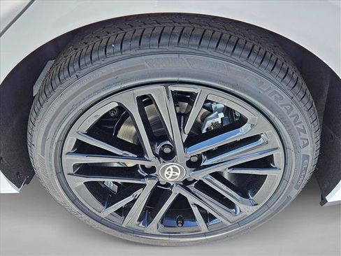 New 2026 Toyota Camry SE FWD image 9