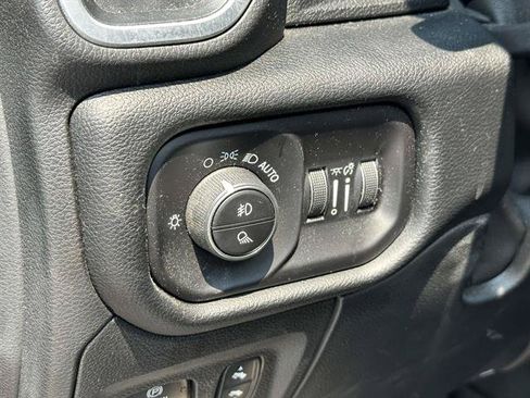 Used 2020 RAM 1500 Laramie AWD/4WD image 16