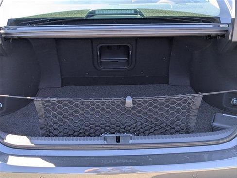 Used 2024 Lexus ES 300h w/ Premium Package image 6