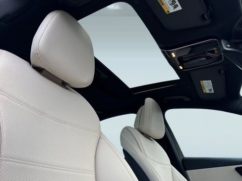 Certified 2023 Mercedes-Benz C 300 Sedan image 13