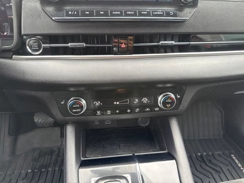 Used 2023 Mitsubishi Outlander SE AWD/4WD image 29