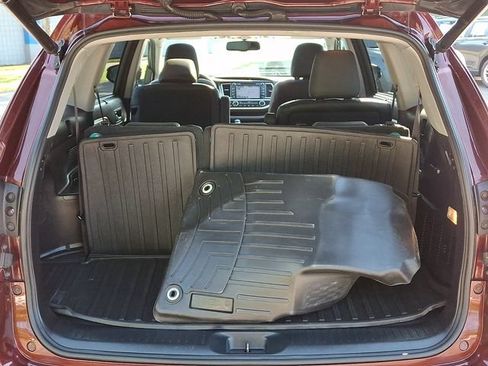 Used 2014 Toyota Highlander Limited AWD/4WD image 30