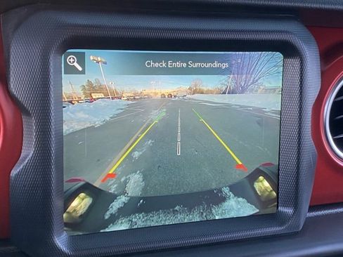 Used 2023 Jeep Gladiator Rubicon w/ LED Lighting Group image 16