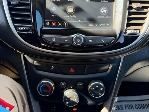Used 2019 Chevrolet Trax LT w/ LPO, Cargo Package FWD image 24