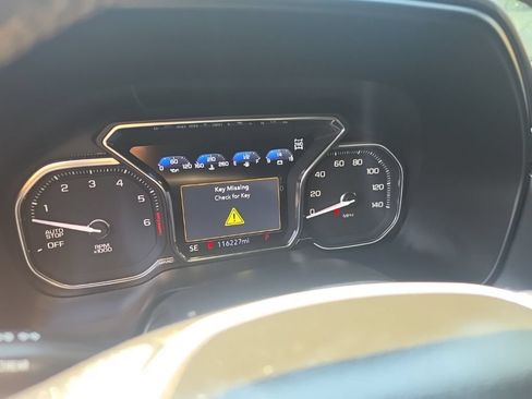 Used 2021 GMC Yukon XL SLT AWD/4WD image 22