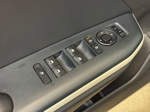 Used 2025 Kia K4 GT-Line w/ GT-Line Sunroof Package image 10