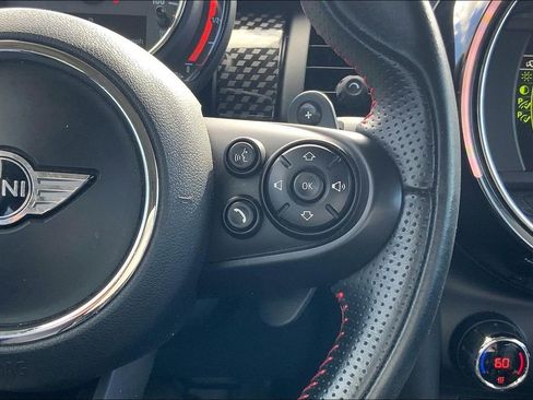 Used 2018 MINI Cooper S image 17