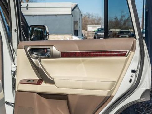 Used 2017 Lexus GX 460 Premium image 42