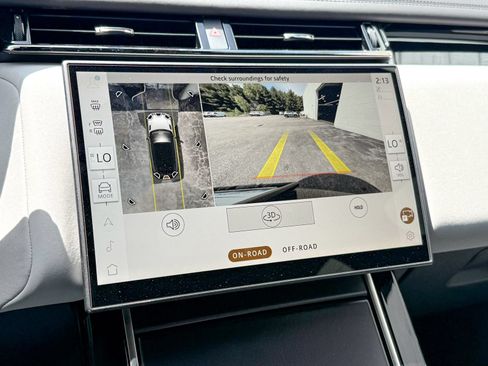 Used 2026 Land Rover Range Rover Velar Dynamic SE AWD/4WD image 22