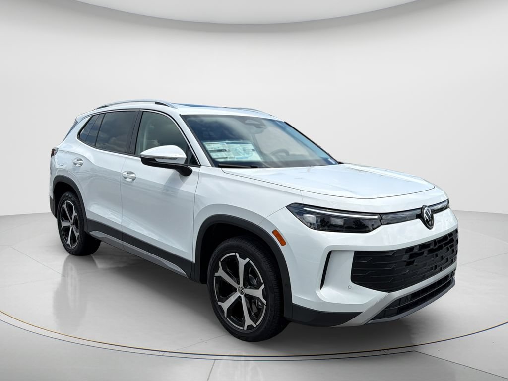 New 2026 Volkswagen Tiguan SE AWD/4WD image 8
