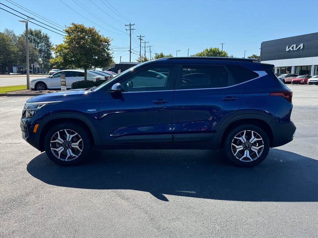 Certified 2021 Kia Seltos EX AWD/4WD image 6