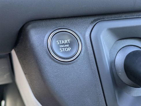 Used 2025 Land Rover Defender 110 S AWD/4WD image 29