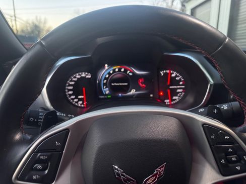 Used 2015 Chevrolet Corvette Stingray Coupe w/ 2LT Preferred Equipment Group image 22