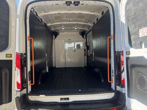 Used 2019 Ford Transit 150 148 Medium Roof image 5