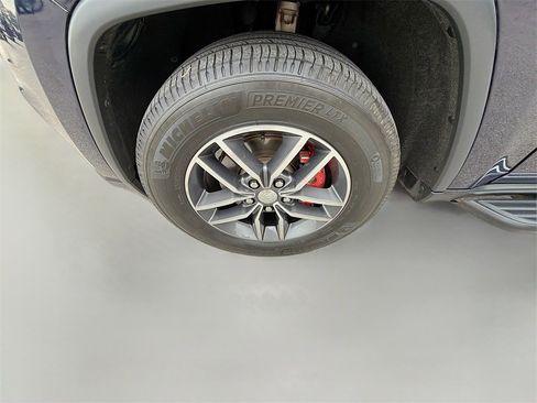 Used 2018 Jeep Grand Cherokee Laredo image 30