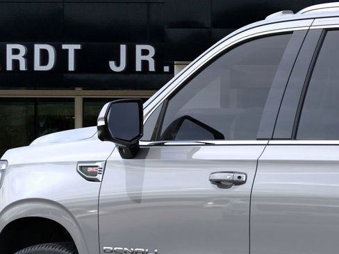 New 2026 GMC Yukon XL Denali image 14