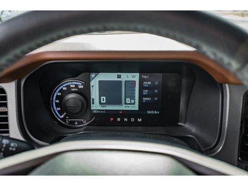 Used 2024 Ford Bronco Outer Banks image 13