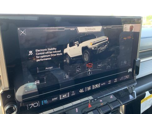 New 2025 GMC Hummer EV 3X AWD/4WD image 58