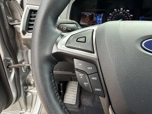 Used 2024 Ford Edge SEL w/ Convenience Package AWD/4WD image 31