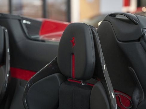 Used 2022 Ferrari SF90 Spider AWD/4WD image 29
