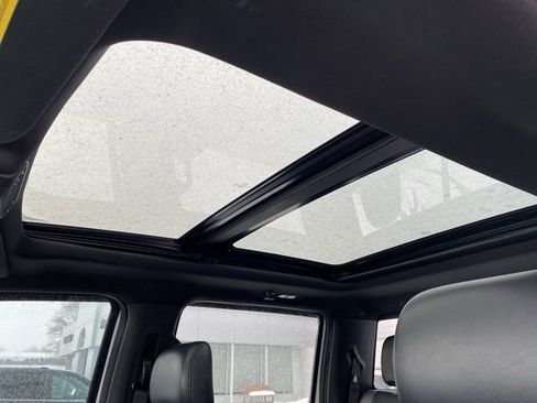 Used 2019 Ford F150 Raptor w/ Equipment Group 802A Luxury image 18