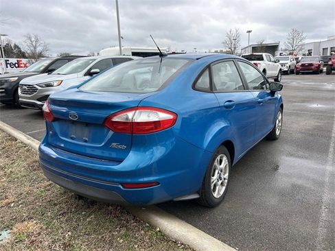 Used 2014 Ford Fiesta SE image 4