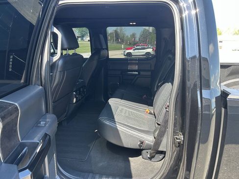 Used 2022 Ford F250 Lariat w/ Lariat Ultimate Package AWD/4WD image 14