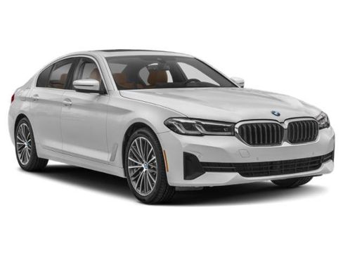 Used 2023 BMW 530i xDrive w/ Premium Package AWD/4WD image 9