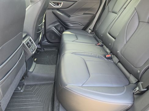 Used 2023 Subaru Forester Touring AWD/4WD image 13
