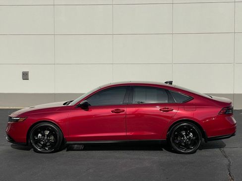 Certified 2025 Honda Accord SE image 2