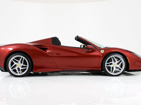 Certified 2023 Ferrari F8 Tributo RWD image 13
