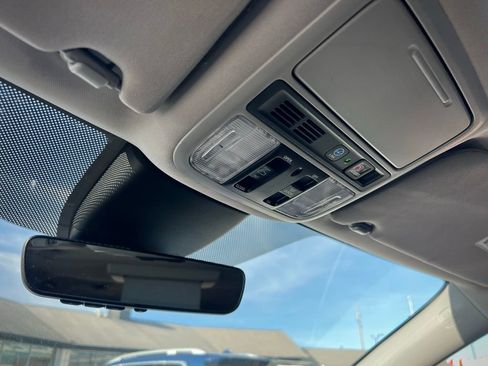 Used 2023 Honda Odyssey Elite image 49