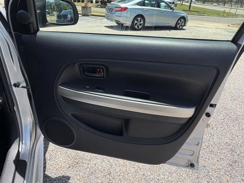 Used 2006 Scion xA FWD image 37