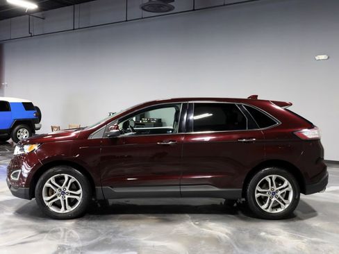 Used 2017 Ford Edge Titanium w/ Equipment Group 301A AWD/4WD image 4
