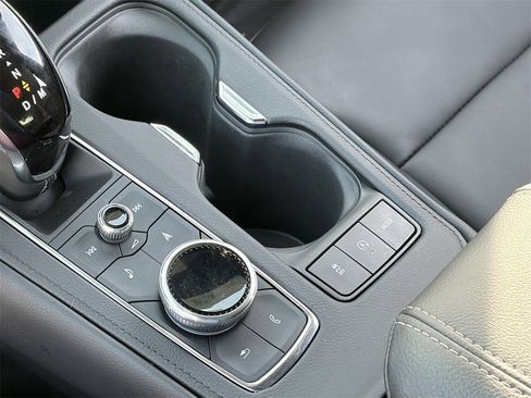 Certified 2023 Cadillac XT4 Premium Luxury image 31