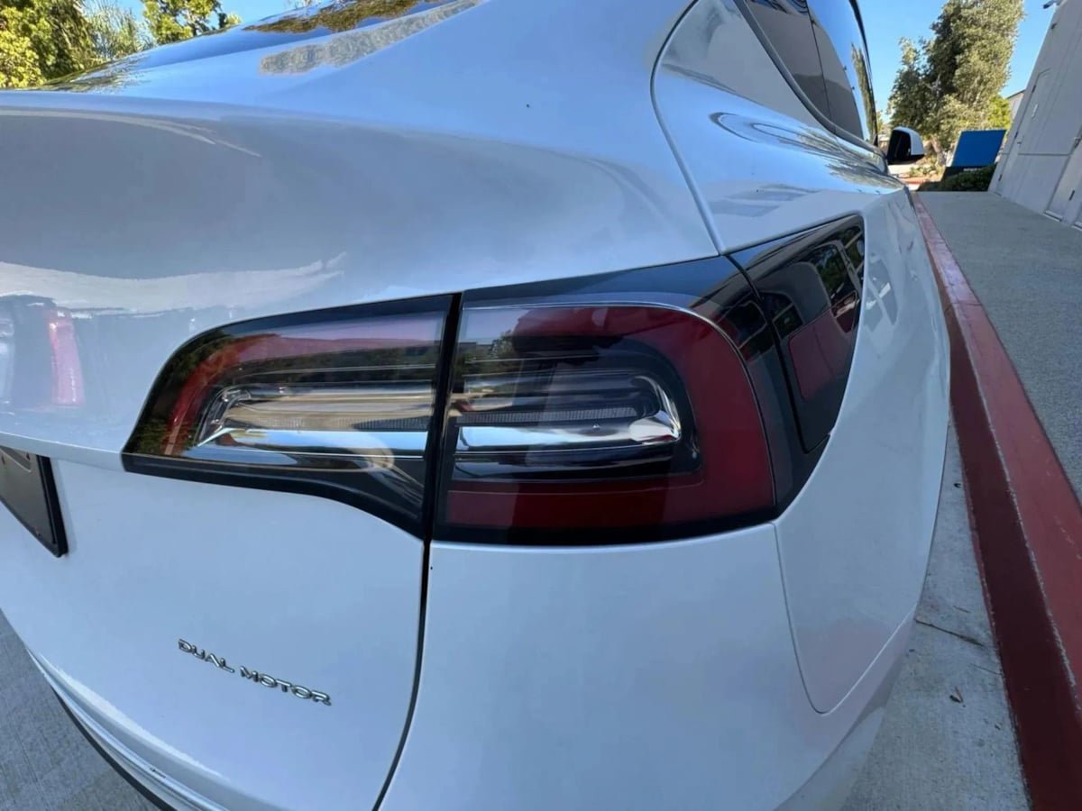 Used 2023 Tesla Model Y Long Range AWD/4WD image 31
