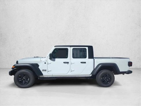 New 2026 Jeep Gladiator Sport AWD/4WD image 4
