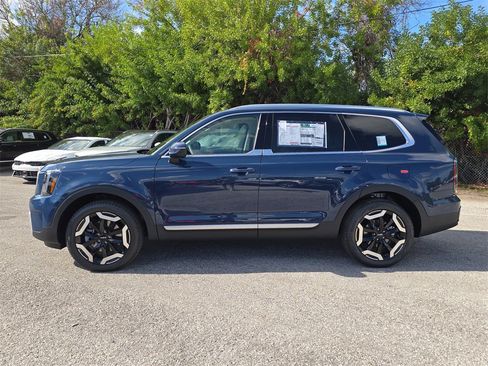 New 2025 Kia Telluride EX image 5