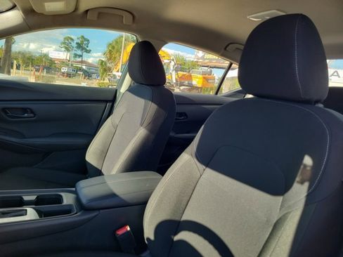 Certified 2025 Nissan Sentra S image 21