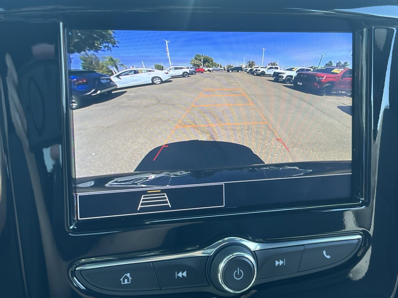 Used 2023 Chevrolet Traverse LT w/ LPO, Cargo Package AWD/4WD image 13