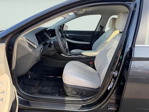 Used 2023 Hyundai Sonata SEL image 17