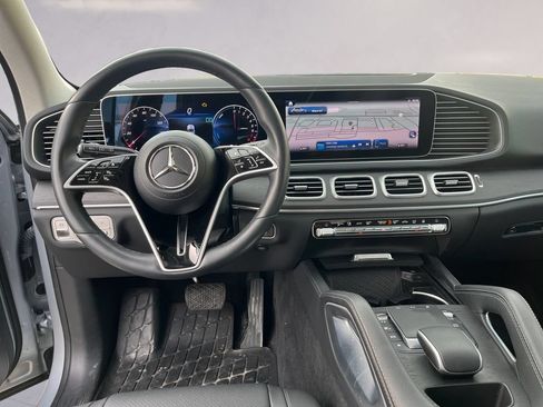 Used 2024 Mercedes-Benz GLE 450e 4MATIC image 10