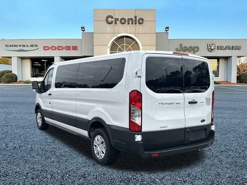 Used 2023 Ford Transit 350 XLT image 5