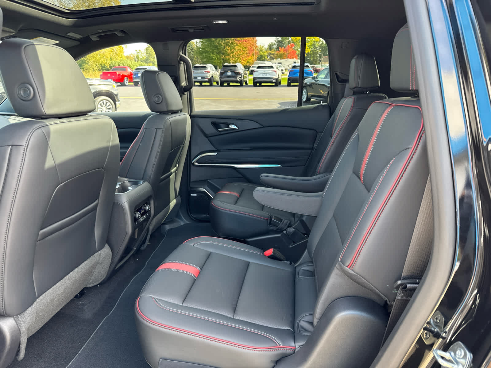 New 2027 Chevrolet Traverse RS AWD/4WD image 20