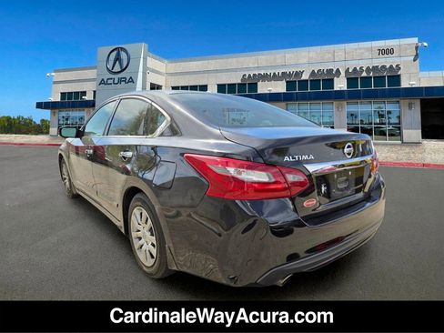 Used 2018 Nissan Altima 2.5 S FWD image 3