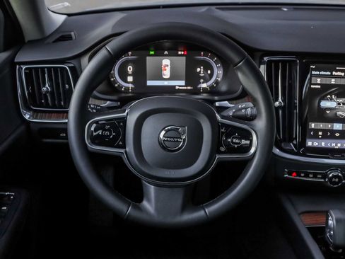 Used 2023 Volvo S60 B5 Plus w/ Climate Package image 26