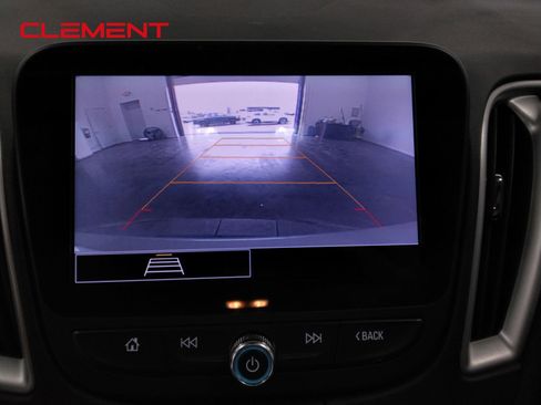 Used 2022 Chevrolet Malibu LT FWD image 24