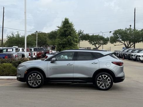 Used 2025 Chevrolet Blazer RS image 4
