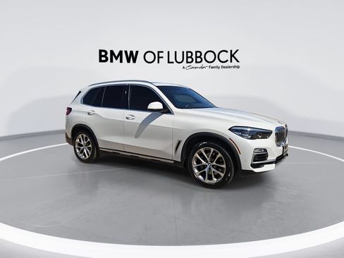 Used 2021 BMW X5 sDrive40i w/ Premium Package RWD image 2